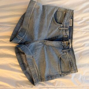 Levi's Light Blue Denim A-line short size 30